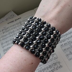 Elegant Black and Silver Beaded Bracelet